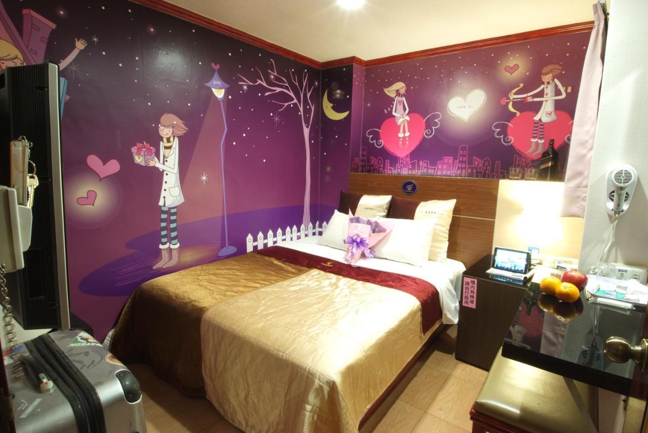 Golden Swallow Hotel Hsinchu City Exterior photo